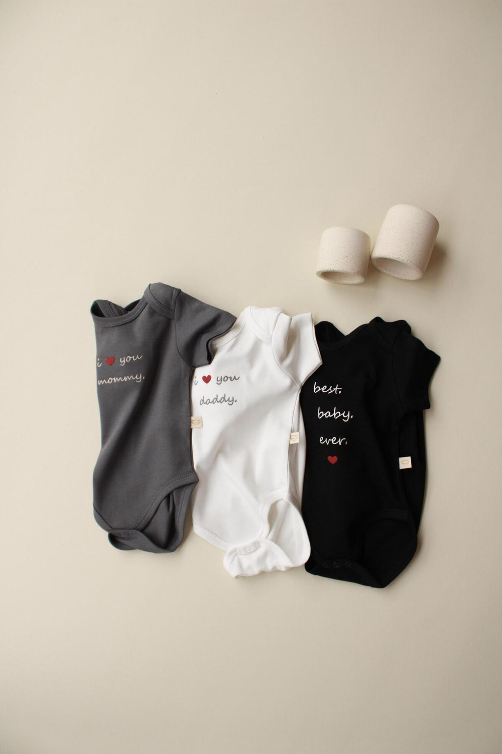 Baby Short Sleeve Bodysuit – 3 Pack (Best Baby, Love you Mommy Daddy)