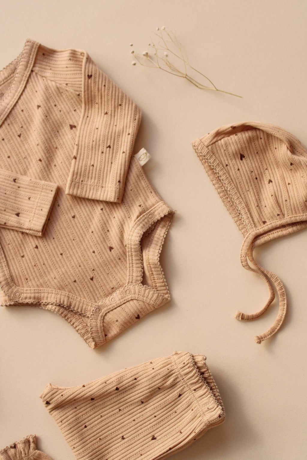 Newborn 5-Piece Cotton Set (Heart)