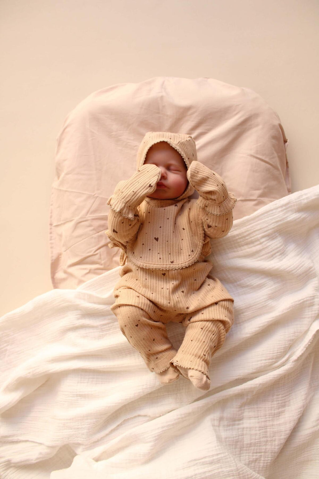 Newborn 5-Piece Cotton Set (Heart)